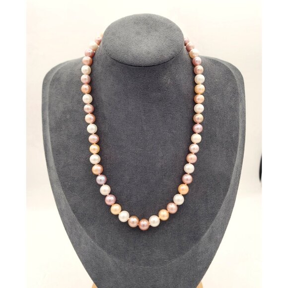 Beautiful Cultured Pearl Necklace With Heavy Sterling Silver Clasp Heirloom Gift - Picture 3 of 11